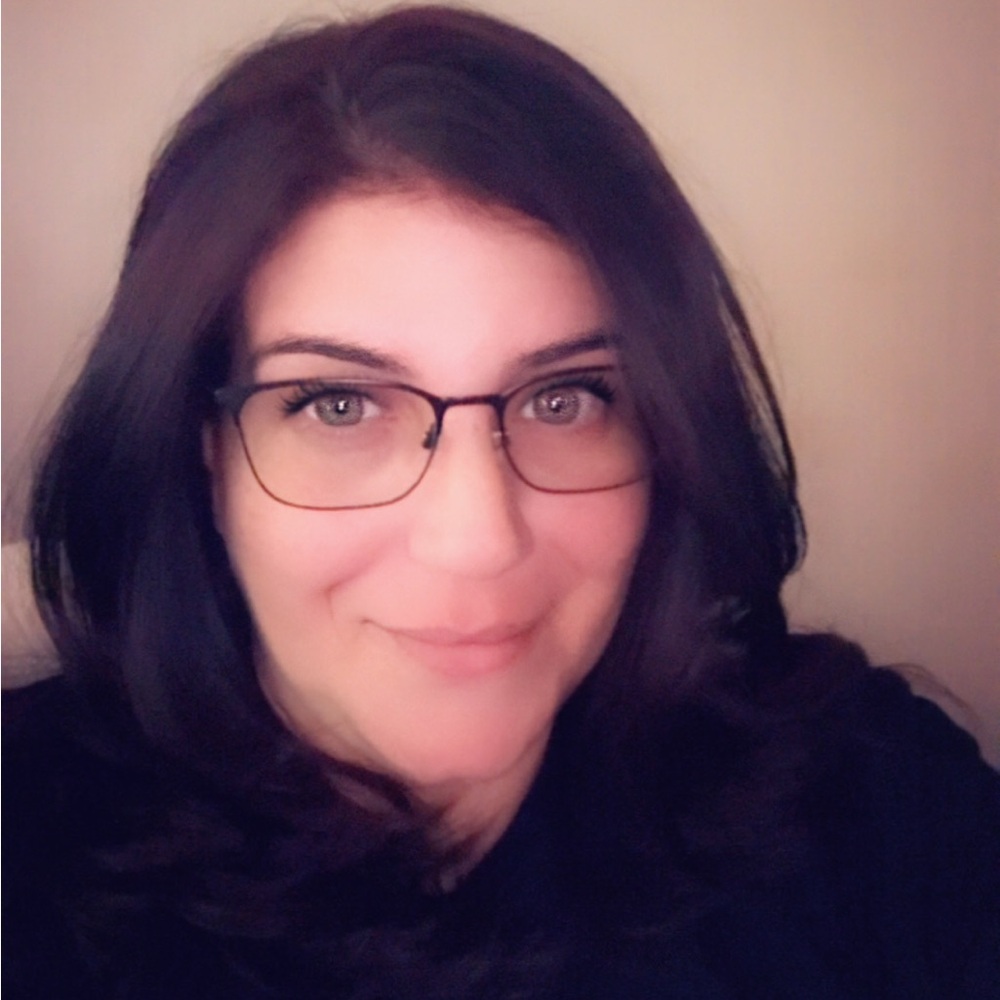 Meet your Posher, Carie